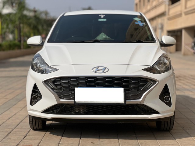 Second-hand 2022 Hyundai Aura S CNG for sale in Thane-5