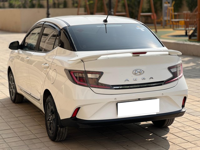 Second-hand 2022 Hyundai Aura S CNG for sale in Thane-12