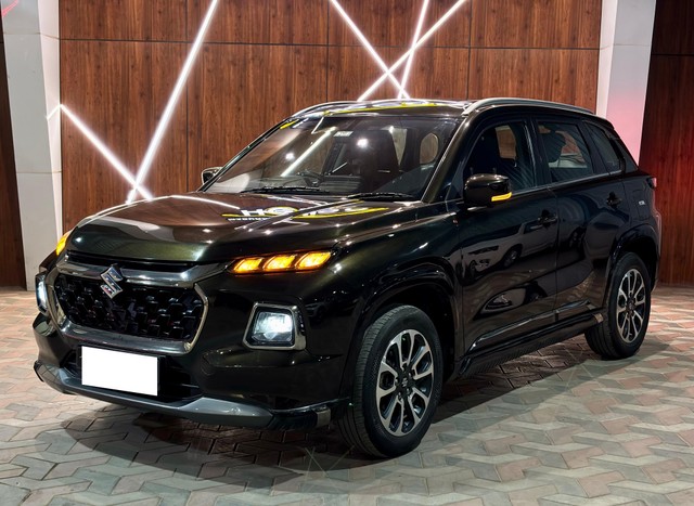 Second-hand 2022 Maruti Grand Vitara Alpha Plus Hybrid CVT BSVI for sale in Madurai-4