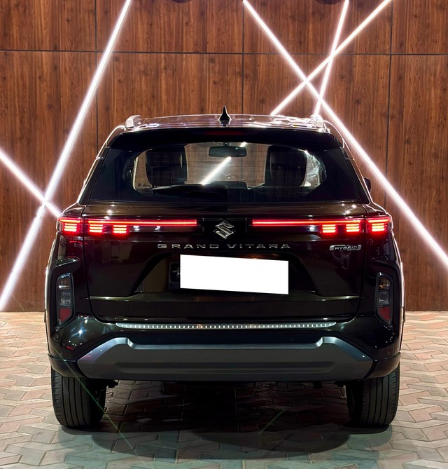 Second-hand 2022 Maruti Grand Vitara Alpha Plus Hybrid CVT BSVI for sale in Madurai-2