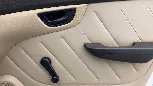 Second-hand 2016 Hyundai EON D Lite Plus for sale in Lucknow-17