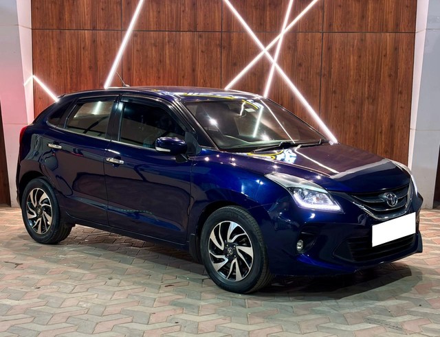 Second-hand 2019 Toyota Glanza V CVT for sale in Madurai-14