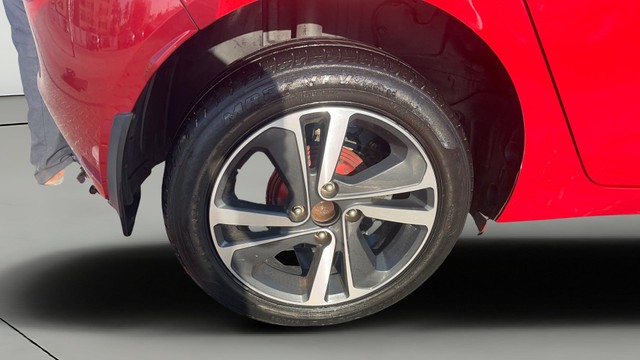 Second-hand 2021 Tata Altroz XZ Diesel BSVI for sale in Coimbatore-25