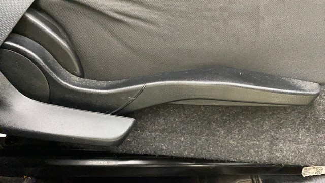 Second-hand 2019 Maruti Swift VXI AMT for sale in Ahmedabad-18