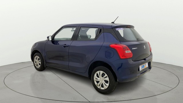 Second-hand 2019 Maruti Swift VXI AMT for sale in Ahmedabad-4