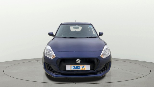 Second-hand 2019 Maruti Swift VXI AMT for sale in Ahmedabad-7