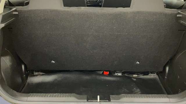 Second-hand 2019 Maruti Swift VXI AMT for sale in Ahmedabad-19