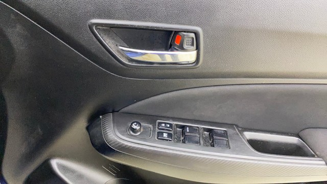 Second-hand 2019 Maruti Swift VXI AMT for sale in Ahmedabad-17