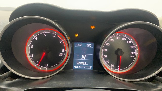Second-hand 2019 Maruti Suzuki Swift VXI AMT for sale in Hyderabad-11