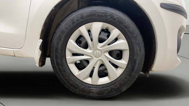 Second-hand 2019 Maruti Suzuki Swift VXI AMT for sale in Hyderabad-23