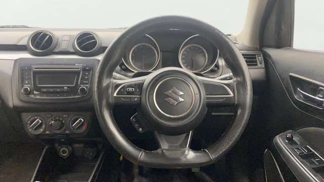 Second-hand 2019 Maruti Suzuki Swift VXI AMT for sale in Hyderabad-12