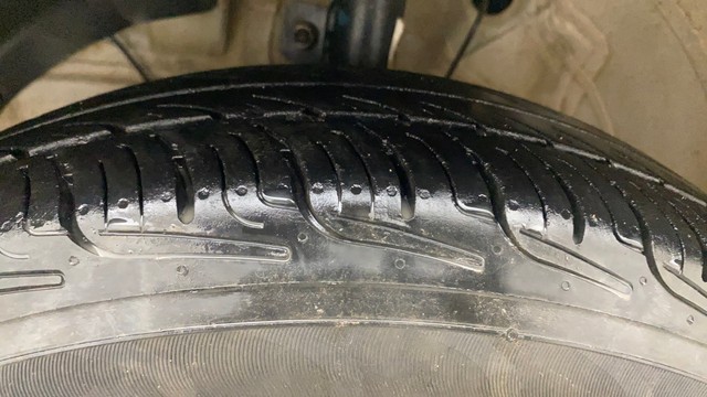 Second-hand 2019 Maruti Suzuki Swift VXI AMT for sale in Hyderabad-30