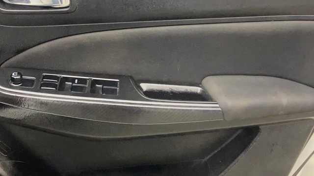 Second-hand 2019 Maruti Suzuki Swift VXI AMT for sale in Hyderabad-17