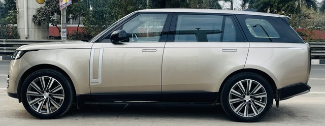 Second-hand 2025 Land Rover Range Rover 3.0 I LWB Autobiography for sale in New Delhi-2