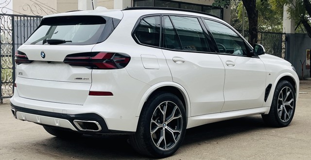Second-hand 2024 BMW X5 xDrive40i M Sport for sale in New Delhi-5
