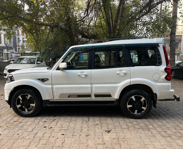 Mahindra Scorpio S 11 Second-hand 2025 Mahindra Scorpio S 11 for sale in New Delhi-3
