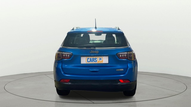 Second-hand 2017 Jeep Compass 2.0 Longitude BSIV for sale in Surat-15