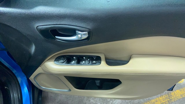 Second-hand 2017 Jeep Compass 2.0 Longitude BSIV for sale in Surat-6