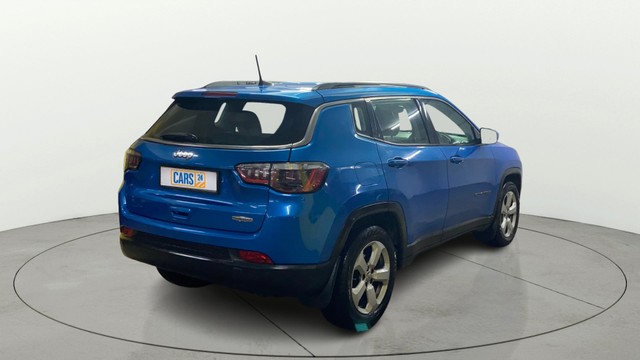 Second-hand 2017 Jeep Compass 2.0 Longitude BSIV for sale in Surat-14