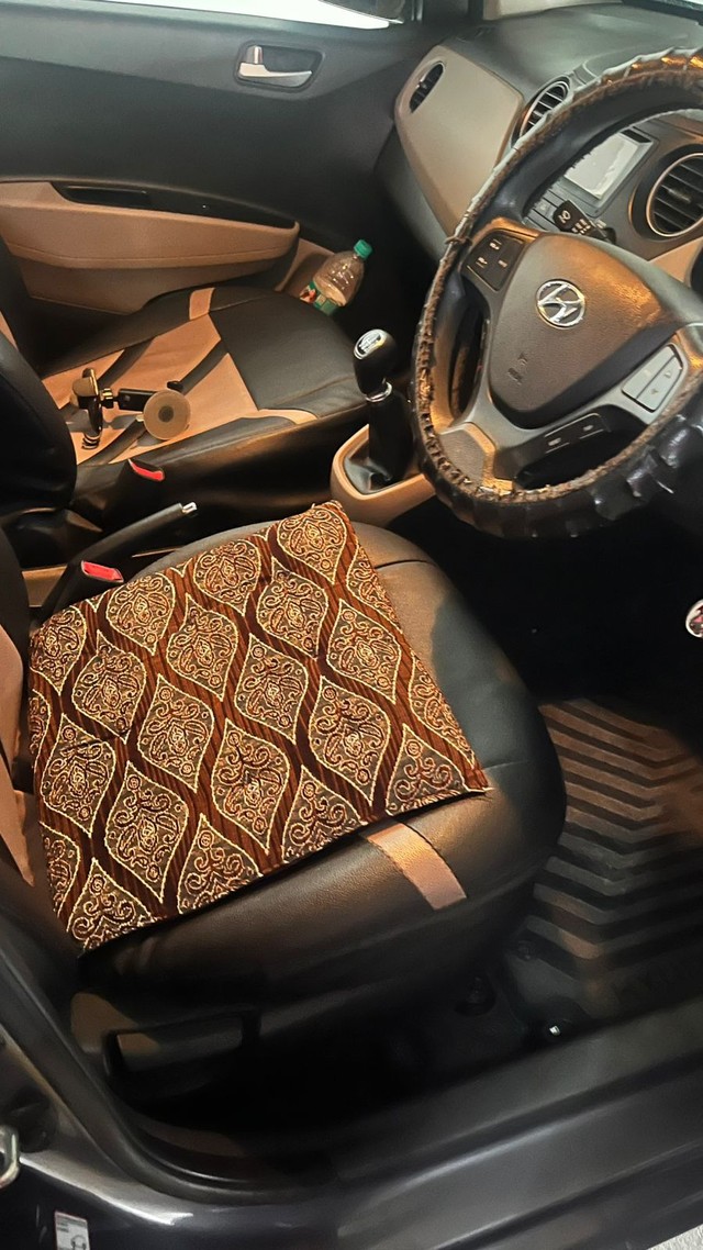 Second-hand 2017 Hyundai Grand i10 Sportz Plus for sale in Hyderabad-5