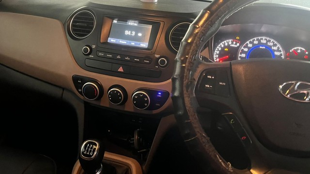 Second-hand 2017 Hyundai Grand i10 Sportz Plus for sale in Hyderabad-4