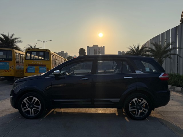 Second-hand 2017 Tata Hexa XTA for sale in Thane-9