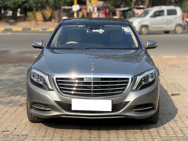 Second-hand 2015 Mercedes-Benz S-Class Maybach S500 for sale in New Delhi-4