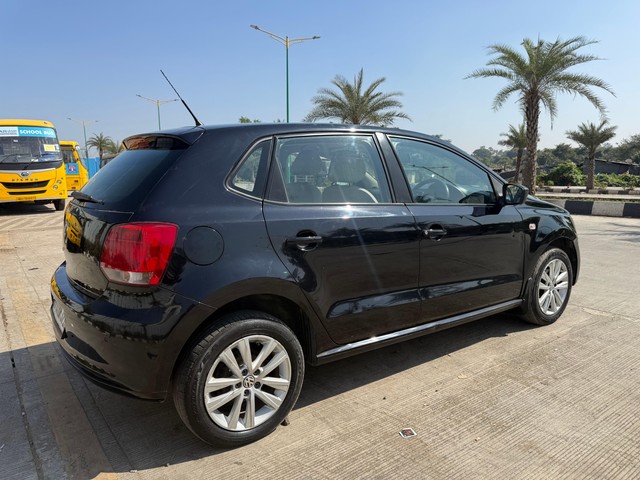 Second-hand 2012 Volkswagen Polo Petrol Highline 1.2L for sale in Thane-4