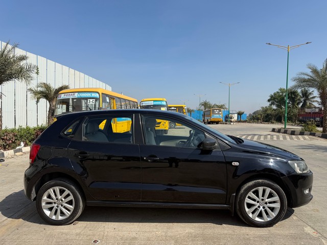Second-hand 2012 Volkswagen Polo Petrol Highline 1.2L for sale in Thane-1