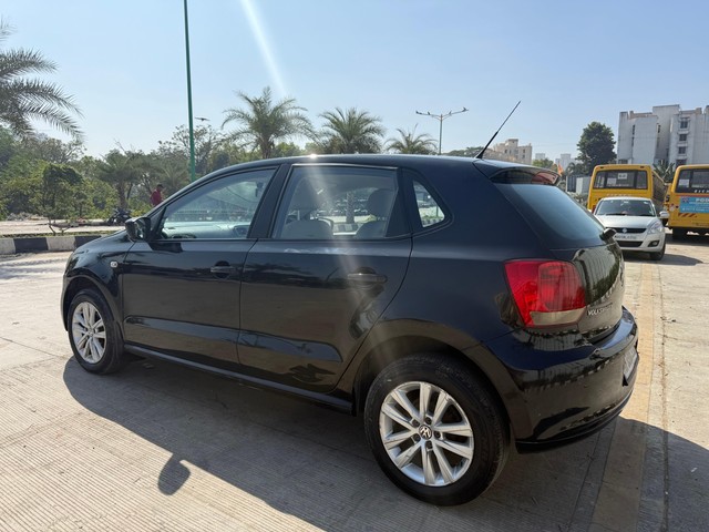 Second-hand 2012 Volkswagen Polo Petrol Highline 1.2L for sale in Thane-7
