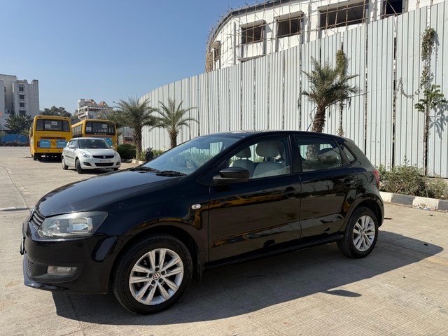 Second-hand 2012 Volkswagen Polo Petrol Highline 1.2L for sale in Thane-8