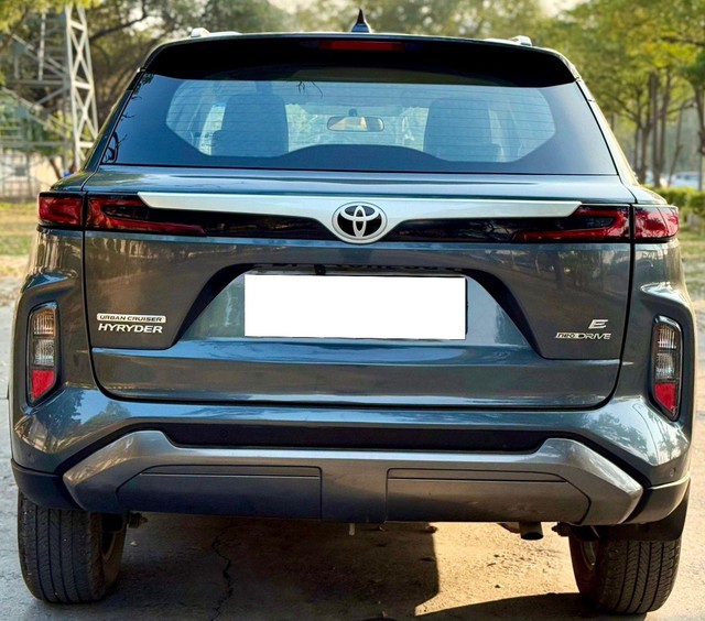 Second-hand 2023 Toyota Hyryder E for sale in New Delhi-3