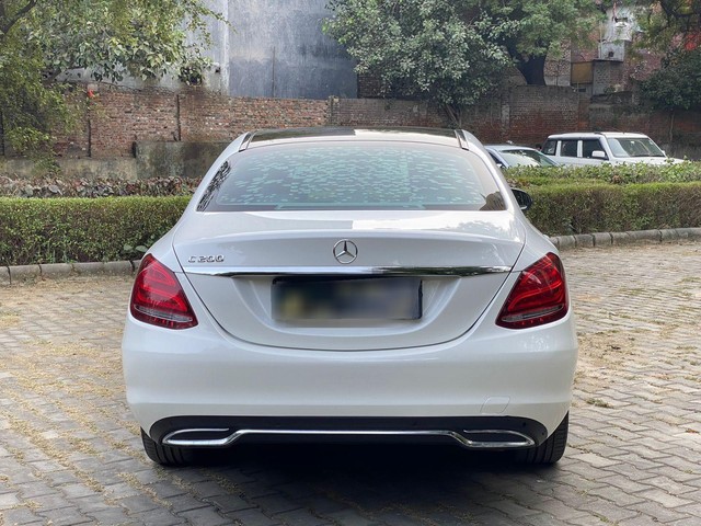 Second-hand 2015 Mercedes-Benz CLA 200 CGI Sport for sale in New Delhi-12