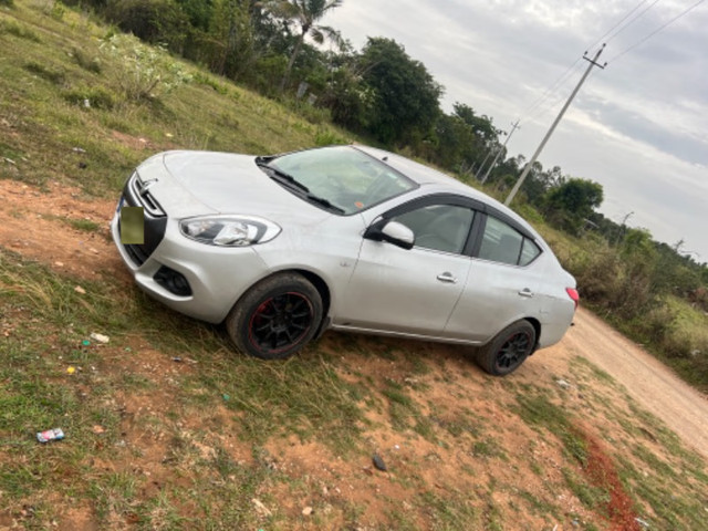 Second-hand 2014 Renault Scala Diesel RxZ for sale in Mysore-3