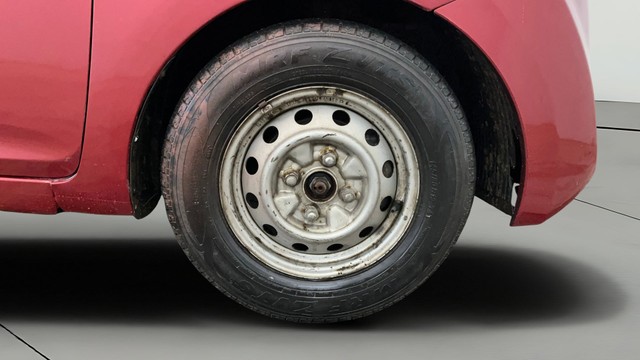 Second-hand 2014 Hyundai EON Era Plus for sale in Greater Noida-23