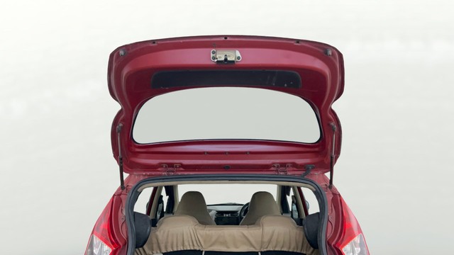 Second-hand 2014 Hyundai EON Era Plus for sale in Greater Noida-20