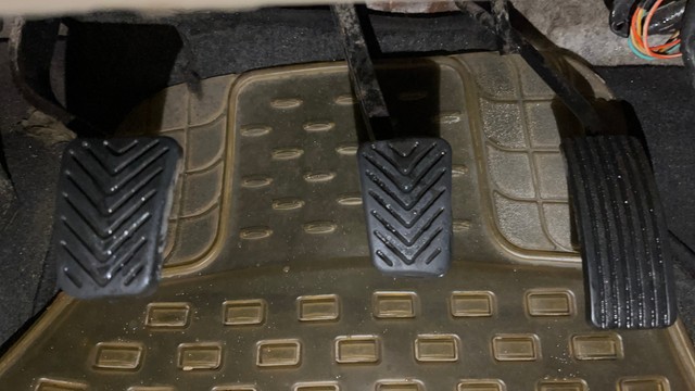 Second-hand 2014 Hyundai EON Era Plus for sale in Greater Noida-14