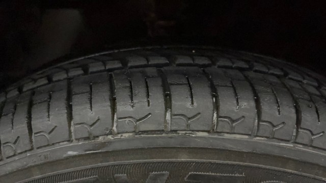 Second-hand 2014 Hyundai EON Era Plus for sale in Greater Noida-30