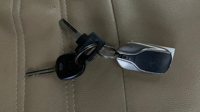 Second-hand 2014 Hyundai EON Era Plus for sale in Greater Noida-21