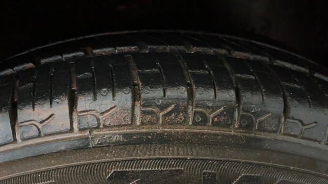 Second-hand 2014 Hyundai EON Era Plus for sale in Greater Noida-28