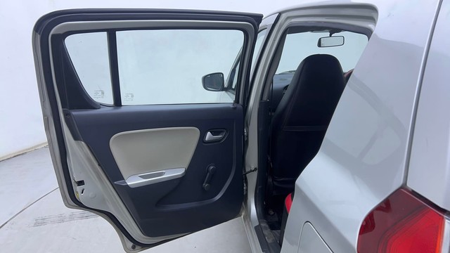 Second-hand 2015 Maruti Alto K10 VXI for sale in Hyderabad-33