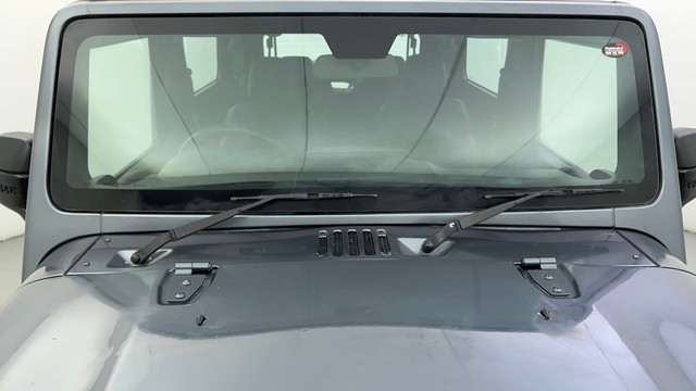 Second-hand 2022 Mahindra Thar LX Hard Top for sale in Ahmedabad-10