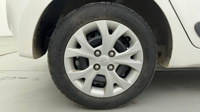 Second-hand 2015 Hyundai Grand i10 1.2 Kappa Sportz BSIV for sale in Ahmedabad-18