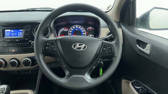 Second-hand 2015 Hyundai Grand i10 1.2 Kappa Sportz BSIV for sale in Ahmedabad-24