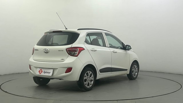 Second-hand 2015 Hyundai Grand i10 1.2 Kappa Sportz BSIV for sale in Ahmedabad-3