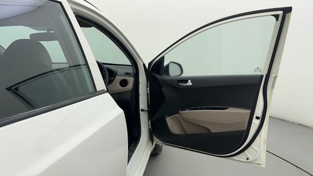 Second-hand 2015 Hyundai Grand i10 1.2 Kappa Sportz BSIV for sale in Ahmedabad-16