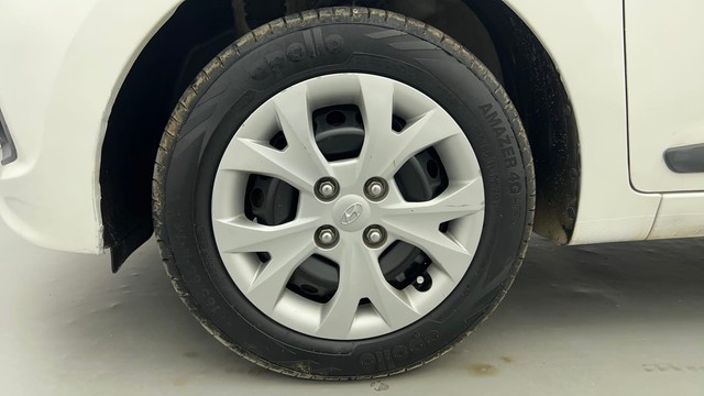 Second-hand 2015 Hyundai Grand i10 1.2 Kappa Sportz BSIV for sale in Ahmedabad-20