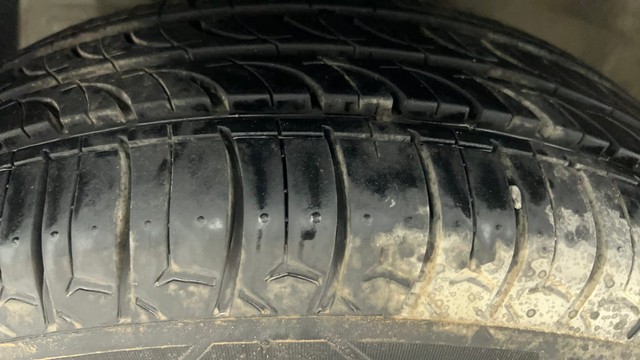 Second-hand 2017 Maruti Swift ZXI for sale in Ahmedabad-24