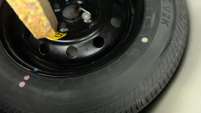 Second-hand 2017 Maruti Swift ZXI for sale in Ahmedabad-21