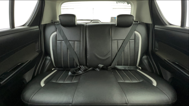 Second-hand 2017 Maruti Swift ZXI for sale in Ahmedabad-38